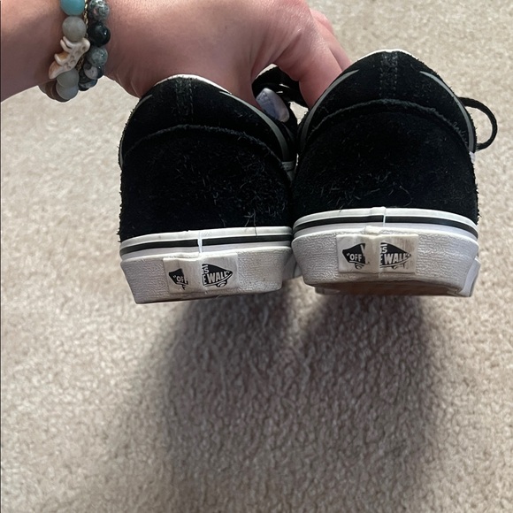 Vans - Picture 5 of 6